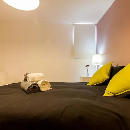 Daire All In - Bairro Alto Lisboa