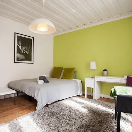 Daire All In - Bairro Alto Lisboa
